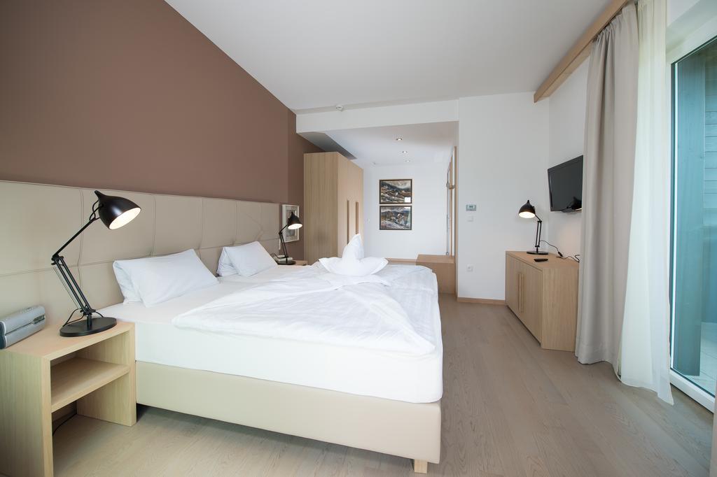 Seeberg Garni Hotel Caldaro Phòng bức ảnh