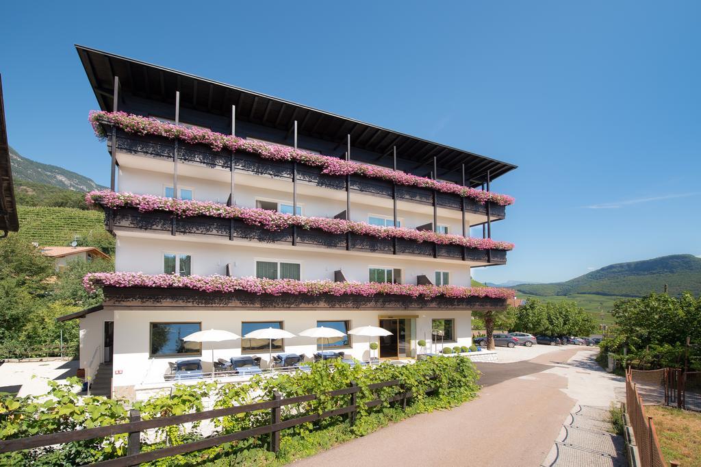 Seeberg Garni Hotel Caldaro Ngoại thất bức ảnh